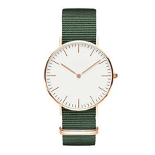 Load image into Gallery viewer, Fashion Quartz Clock